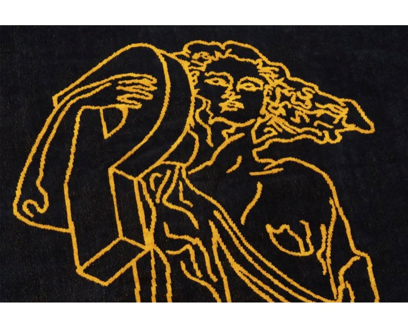 Palace P - Statue Towel