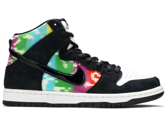 Nike Dunk High SB TV Signal